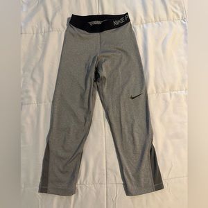 Nike tights capris